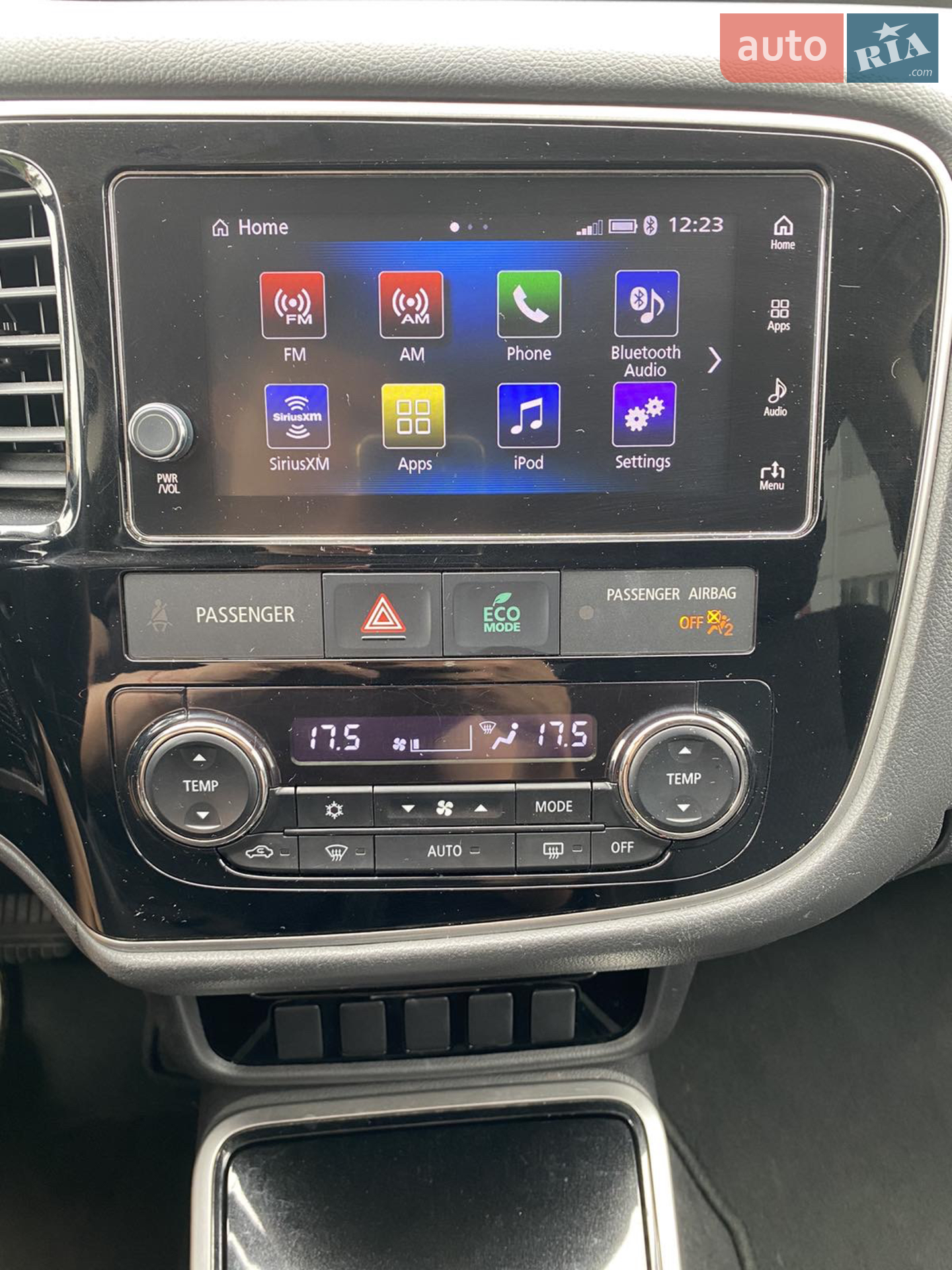 2018 Mitsubishi Outlander - мініатюра 21