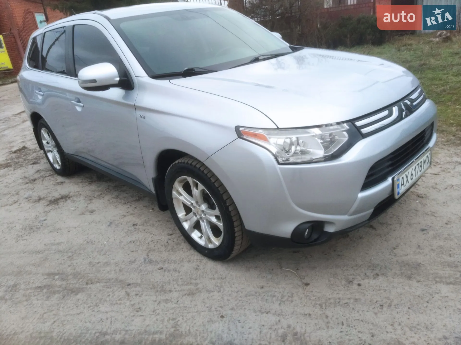 2013 Mitsubishi Outlander - мініатюра 27