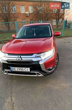 Mitsubishi Outlander 2019