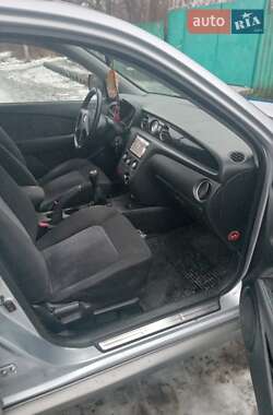 Внедорожник / Кроссовер Mitsubishi Outlander 2003 в 