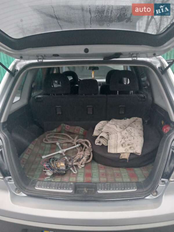 Позашляховик / Кросовер Mitsubishi Outlander 2003 в Богодухіву