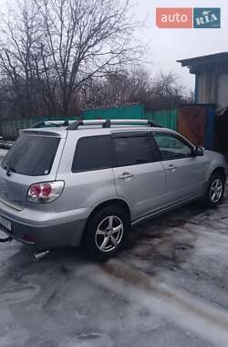 Внедорожник / Кроссовер Mitsubishi Outlander 2003 в Богодухове