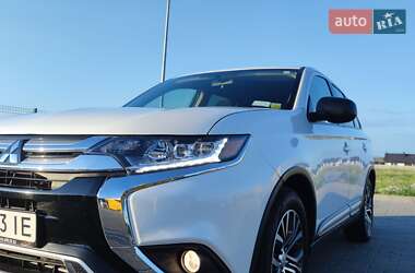 Mitsubishi Outlander 2017
