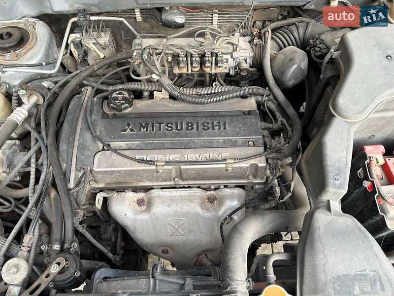 Позашляховик / Кросовер Mitsubishi Outlander 2006 в Львові