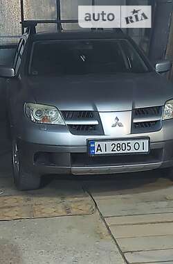 Внедорожник / Кроссовер Mitsubishi Outlander 2006 в Харькове