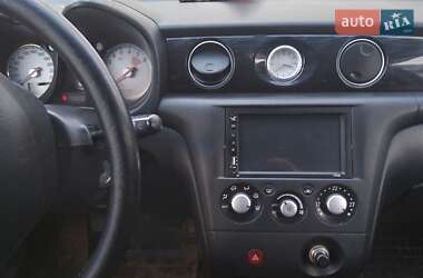 Позашляховик / Кросовер Mitsubishi Outlander 2004 в Ужгороді