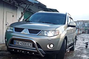 Внедорожник / Кроссовер Mitsubishi Outlander 2007 в 