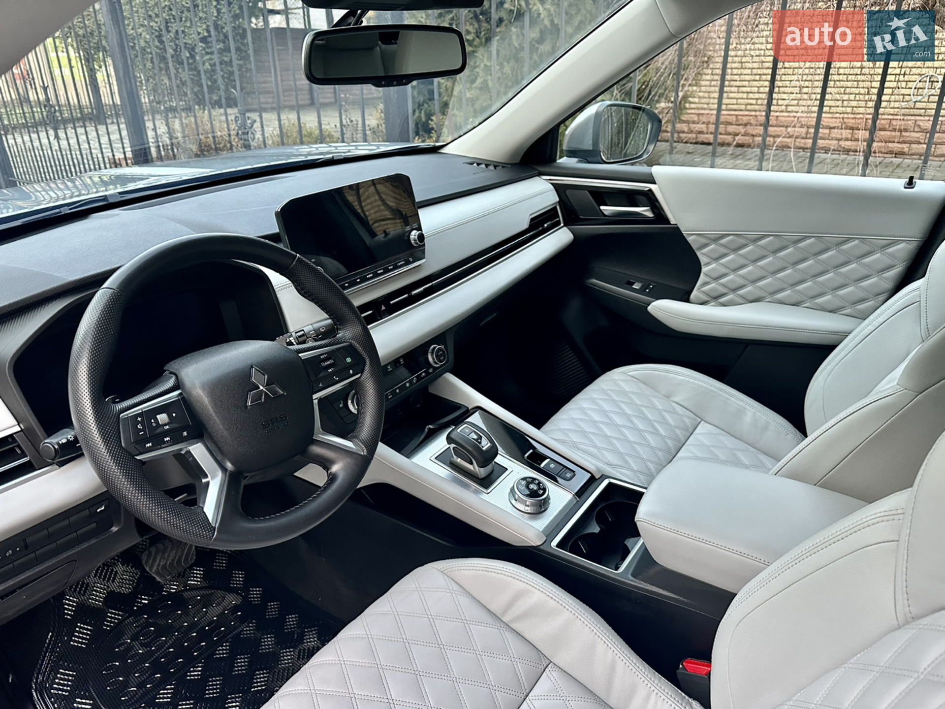 2021 Mitsubishi Outlander - мініатюра 22
