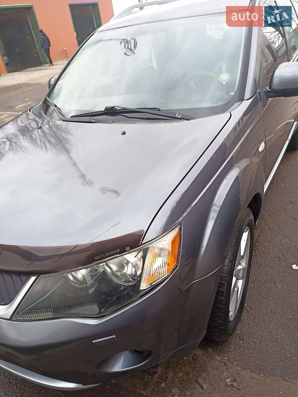Позашляховик / Кросовер Mitsubishi Outlander 2008 в Переяславі