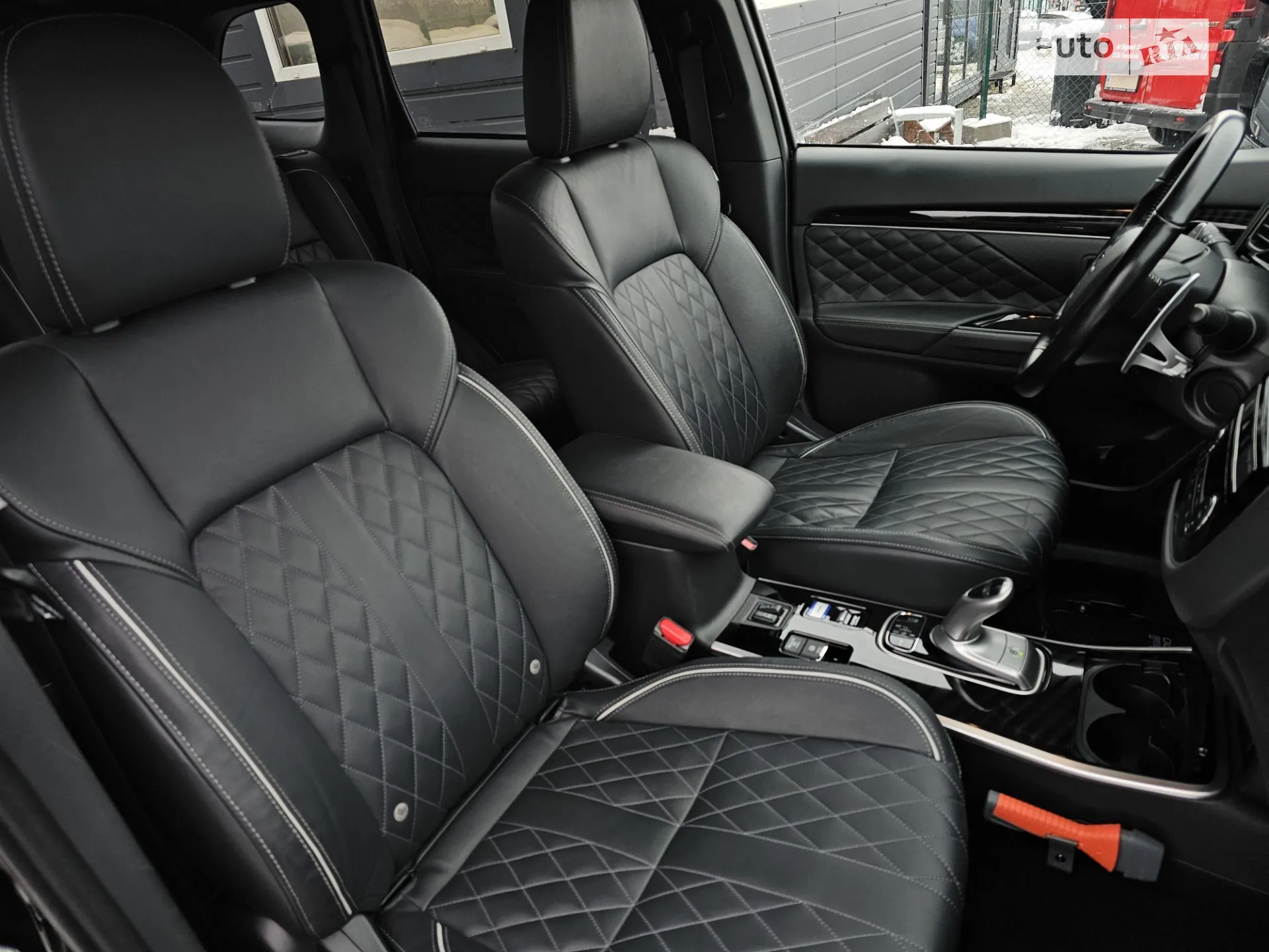 2018 Mitsubishi Outlander - мініатюра 17