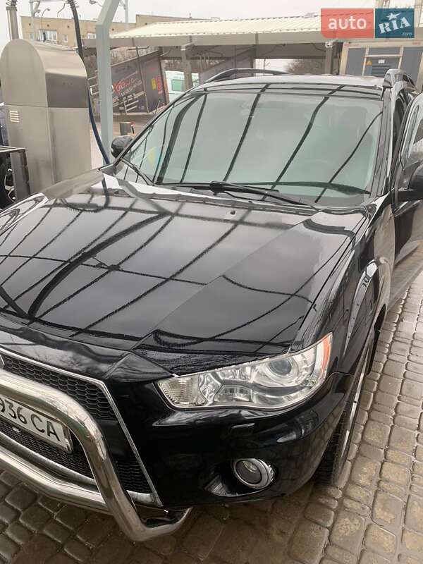 Позашляховик / Кросовер Mitsubishi Outlander 2012 в Кропивницькому фото 3 Позашляховик / Кросовер Mitsubishi Outlander 2012 в Кропивницькому