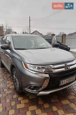 Mitsubishi Outlander 2016