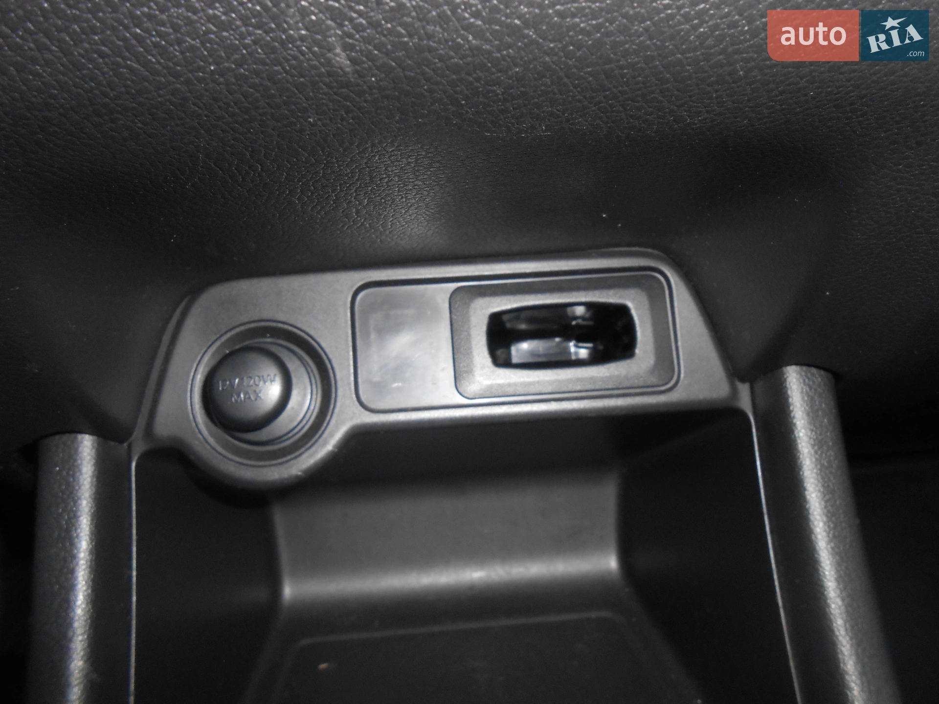 2012 Mitsubishi Outlander - мініатюра 44