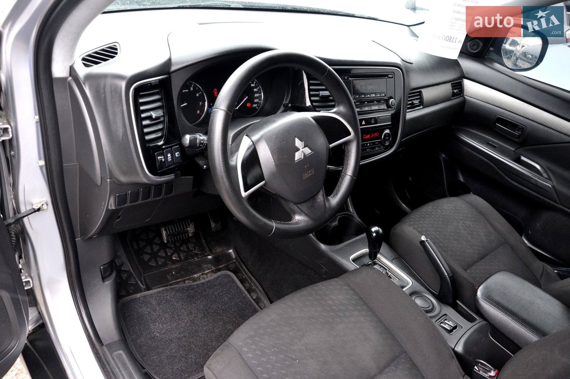 2014 Mitsubishi Outlander - мініатюра 25