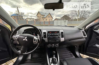 Позашляховик / Кросовер Mitsubishi Outlander 2011 в Надвірній