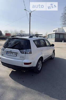 Позашляховик / Кросовер Mitsubishi Outlander 2011 в Харкові