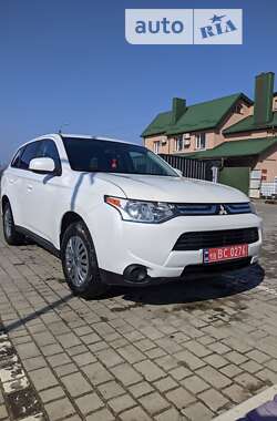 Mitsubishi Outlander 2013