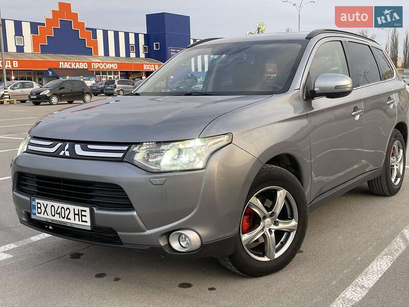 Mitsubishi Outlander 2013