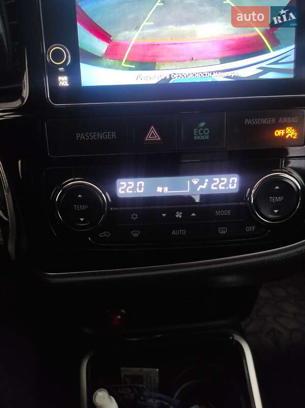 Позашляховик / Кросовер Mitsubishi Outlander 2017 в Новомосковську фото 10 Позашляховик / Кросовер Mitsubishi Outlander 2017 в Новомосковську