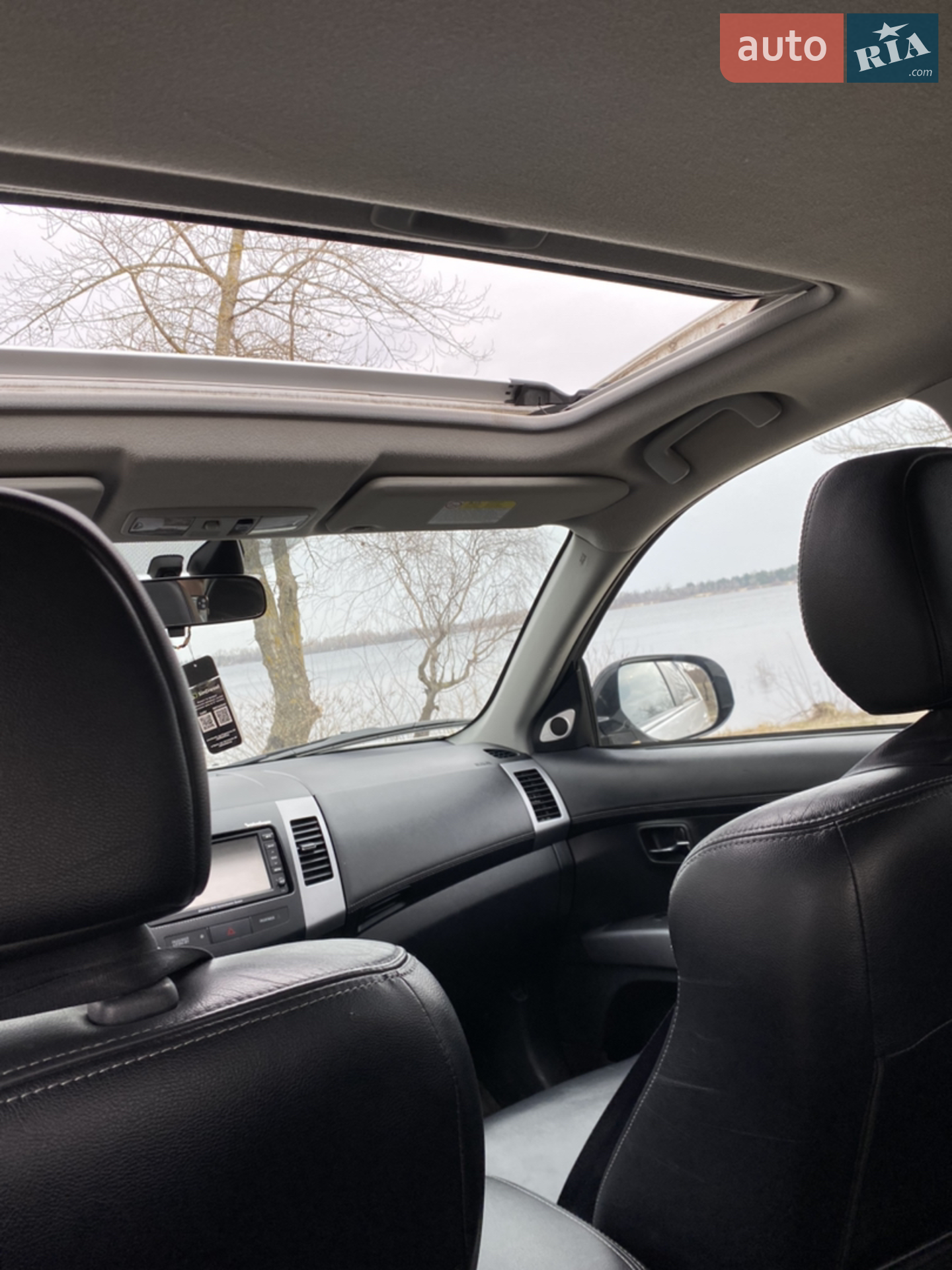 2011 Mitsubishi Outlander - мініатюра 16