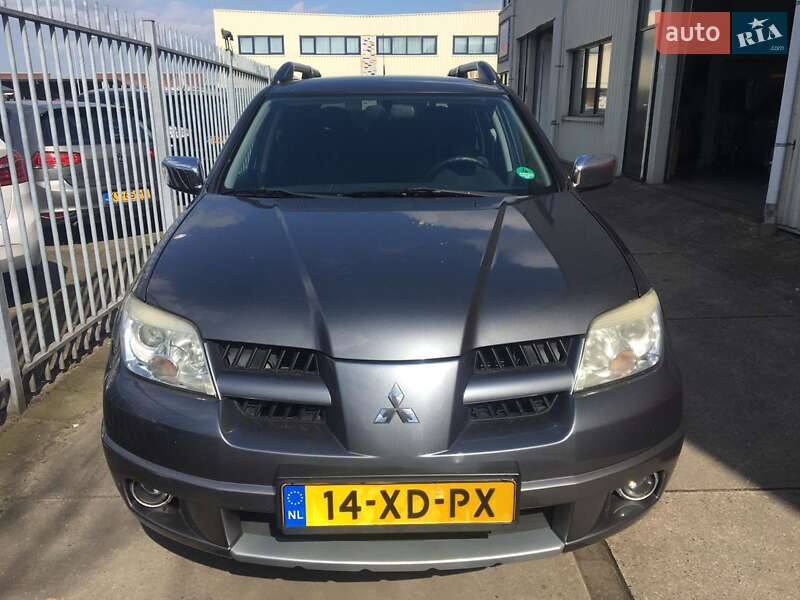 Внедорожник / Кроссовер Mitsubishi Outlander 2007 в Ровно