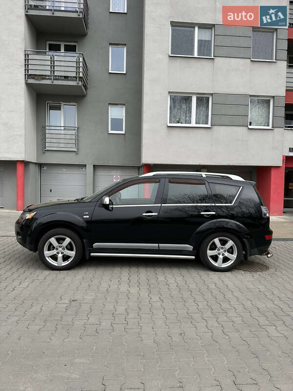 Позашляховик / Кросовер Mitsubishi Outlander 2008 в Стрию