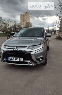 Mitsubishi Outlander 2019