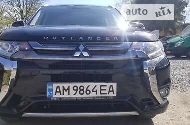 Внедорожник / Кроссовер Mitsubishi Outlander 2018 в Бердичеве