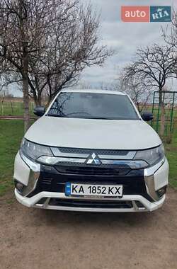 Позашляховик / Кросовер Mitsubishi Outlander 2019 в Дружківці