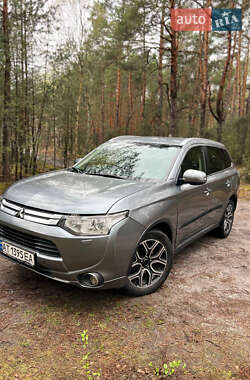 Mitsubishi Outlander 2014