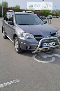 Mitsubishi Outlander 2008