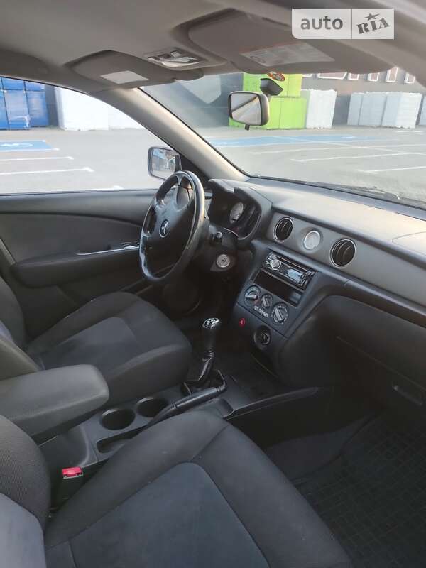 Внедорожник / Кроссовер Mitsubishi Outlander 2004 в Ивано-Франковске