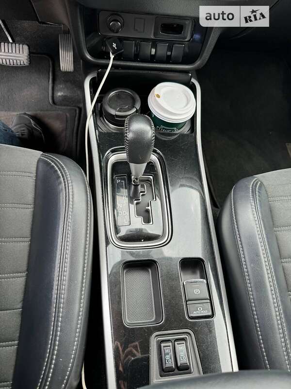 Внедорожник / Кроссовер Mitsubishi Outlander 2019 в Одессе