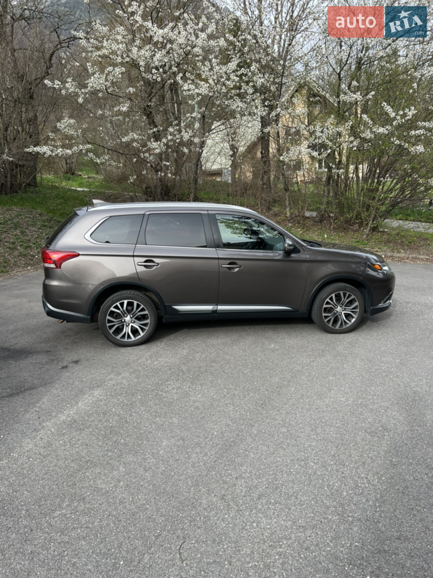 2016 Mitsubishi Outlander - мініатюра 5