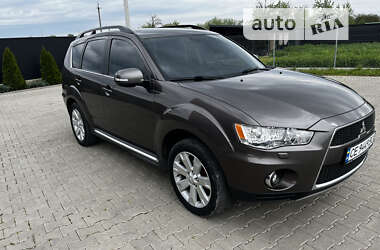 Mitsubishi Outlander 2011