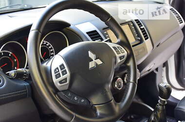 Внедорожник / Кроссовер Mitsubishi Outlander 2012 в Трускавце