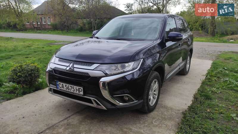 Mitsubishi Outlander 2019