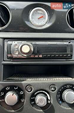 Позашляховик / Кросовер Mitsubishi Outlander 2006 в 