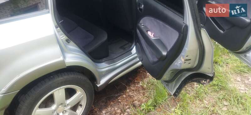 Внедорожник / Кроссовер Mitsubishi Outlander 2005 в Чернигове фото 8 Внедорожник / Кроссовер Mitsubishi Outlander 2005 в Чернигове