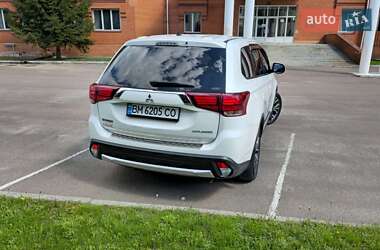 Позашляховик / Кросовер Mitsubishi Outlander 2015 в Сумах