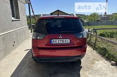 Внедорожник / Кроссовер Mitsubishi Outlander 2008 в Подворках