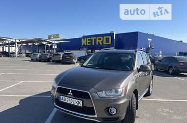 Mitsubishi Outlander 2011