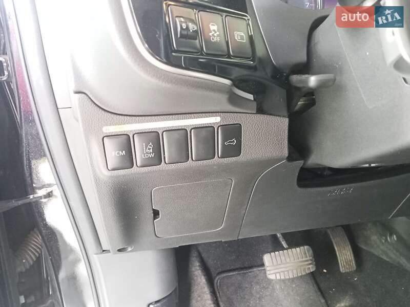 Позашляховик / Кросовер Mitsubishi Outlander 2013 в Львові