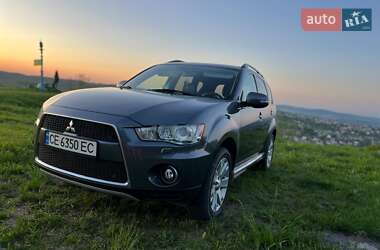 Mitsubishi Outlander 2011