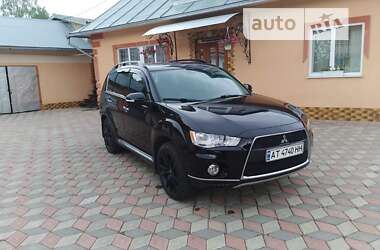 Внедорожник / Кроссовер Mitsubishi Outlander 2010 в Коломые