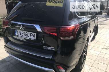 Позашляховик / Кросовер Mitsubishi Outlander 2018 в Покровську