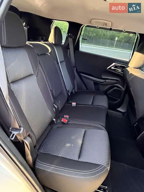 Позашляховик / Кросовер Mitsubishi Outlander 2021 в Запоріжжі