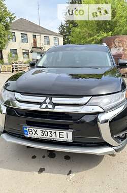 Mitsubishi Outlander 2017