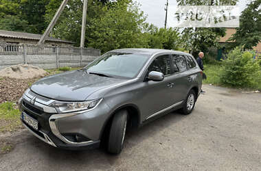 Внедорожник / Кроссовер Mitsubishi Outlander 2021 в Кропивницком