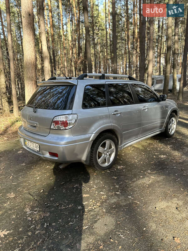 Внедорожник / Кроссовер Mitsubishi Outlander 2008 в Киеве